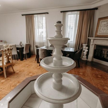 Castle Family Hotel Jerevan Eksteriør billede